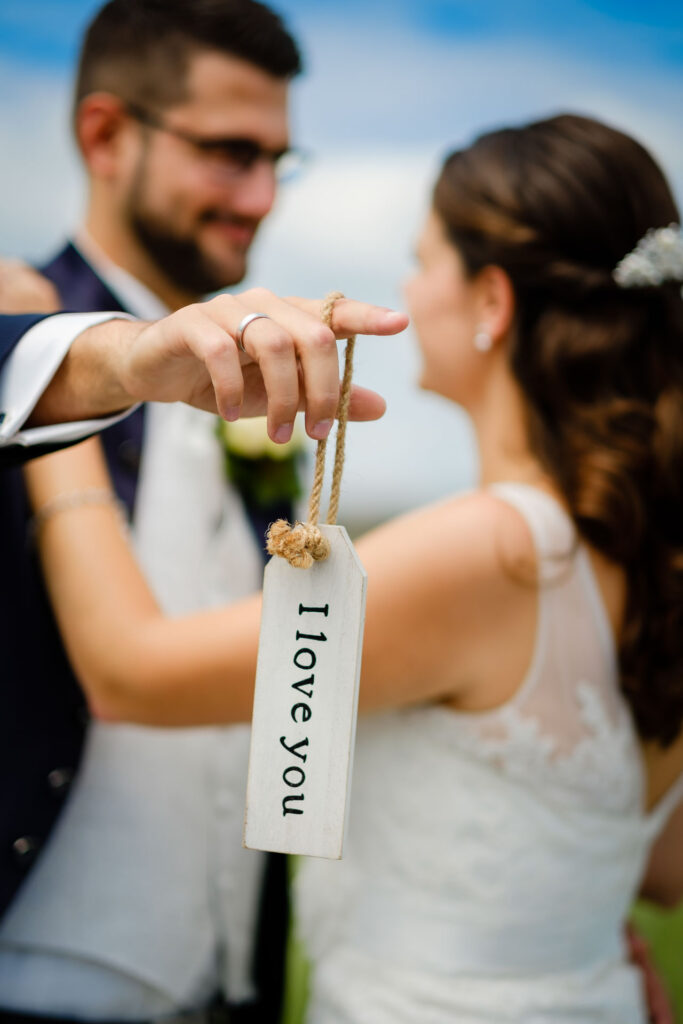 Lena und Dominik, Trauung